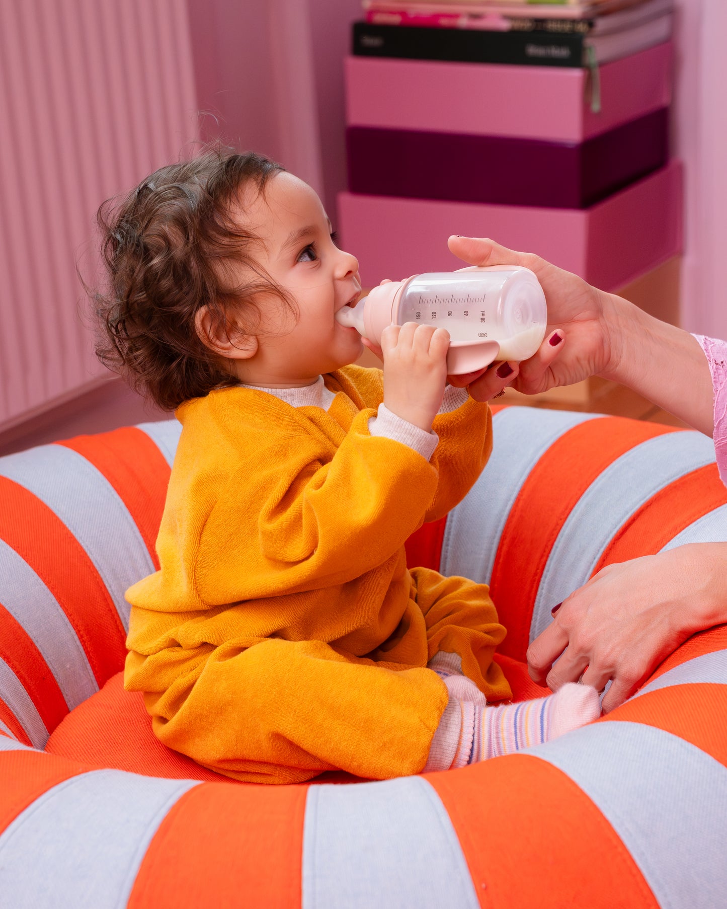 مقبض زجاجة رضاعة الأطفال من BIBS بلون وردي فاتح